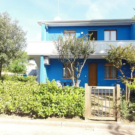 Lägenhet Colorful Flat In A With Garden *